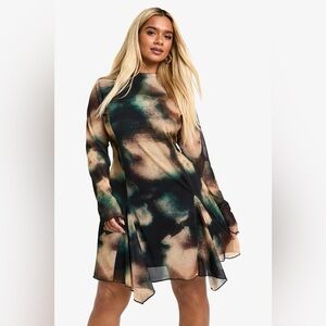 NWT Plus Abstract Godet Hem Women's Mini Dress